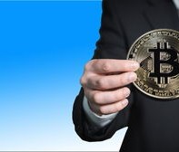九游娱乐 -凯恩官方宣布反败为胜新规，RNG引发争议！引发球迷热议