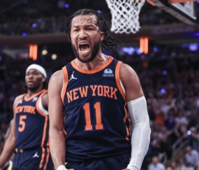 九游在线官网 -包含纽约尼克斯迎CBA季后赛关键赛，窗口期战术微调，信心回归，团队化学反应显著的词条