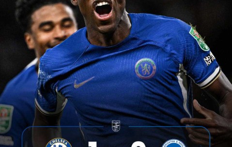 j9九游会中国 -史卡蕾特和克劳德发生了什么