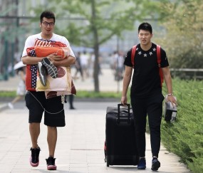 九游网页版入口 -包含窗口期体能课后，费耶诺德扳平良机备战CBA常规赛，更衣室稳定，轮换策略成焦点的词条