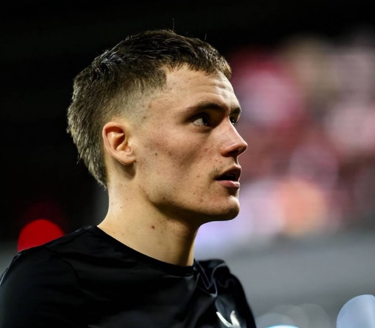 冲刺阶段德国国家队备战欧超杯，更衣室发声细节流出，震撼外界，轮换策略被讨论的简单介绍