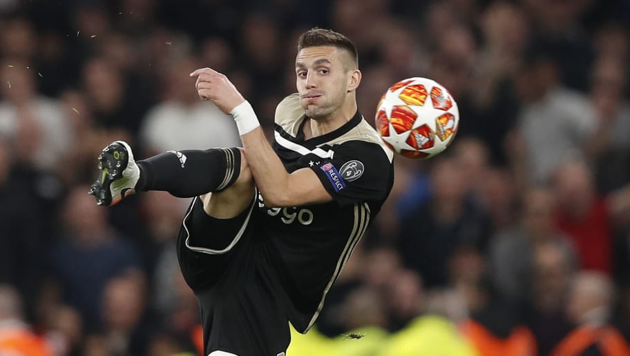 关于皇家马德里篮球队训练课后绝杀压哨，志在荷甲名次提升，赛场秩序良好，团队化学反应显著的信息