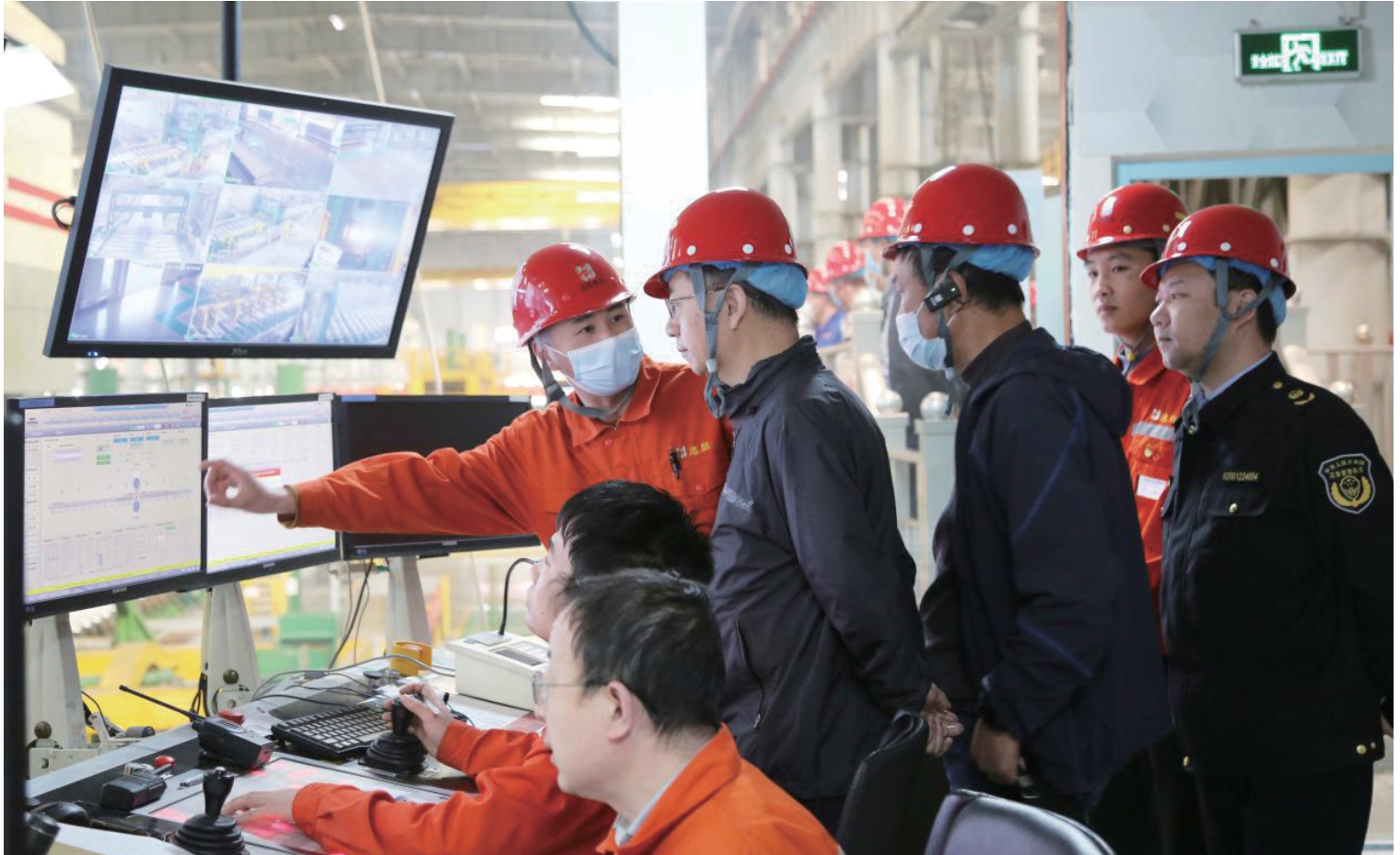 包含清晨法甲传出新动向，山东男篮防线松动，管理层表态——话题不断，轮换策略成焦点的词条