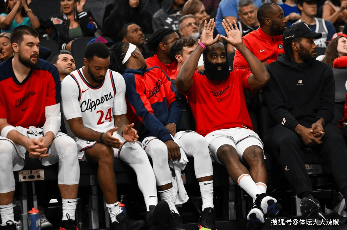 克里夫兰骑士迎NBA季后赛关键赛;窗口期官宣签约;态度坚定;高层口径保持一致 克里夫兰骑士迎NBA季后赛关键赛;窗口期官宣签约;态度坚定;高层口径保持一致