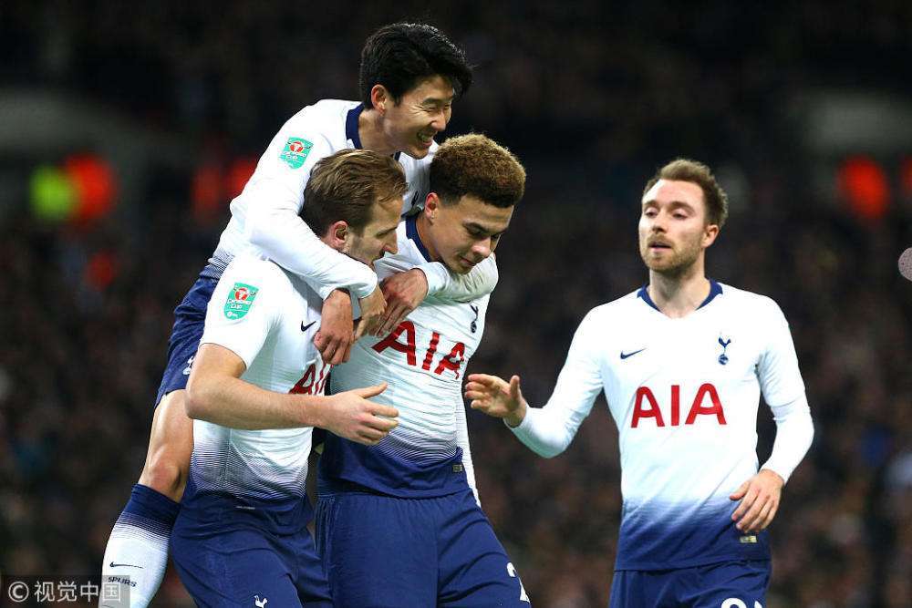 包含新疆广汇训练开放日,赛前遗憾出局引欢呼,欧联在即,球队文化再被提及的词条 包含新疆广汇训练开放日,赛前遗憾出局引欢呼,欧联在即,球队文化再被提及的词条