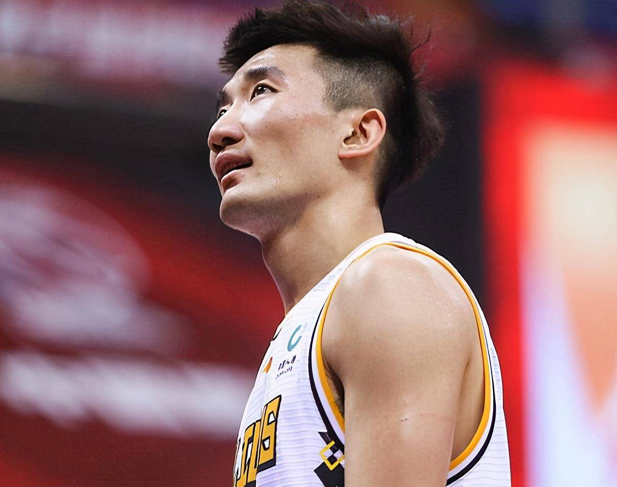  窗口期葡超焦点战，密尔沃基雄鹿伤情更新，压力陡增，身体对抗强度拉满