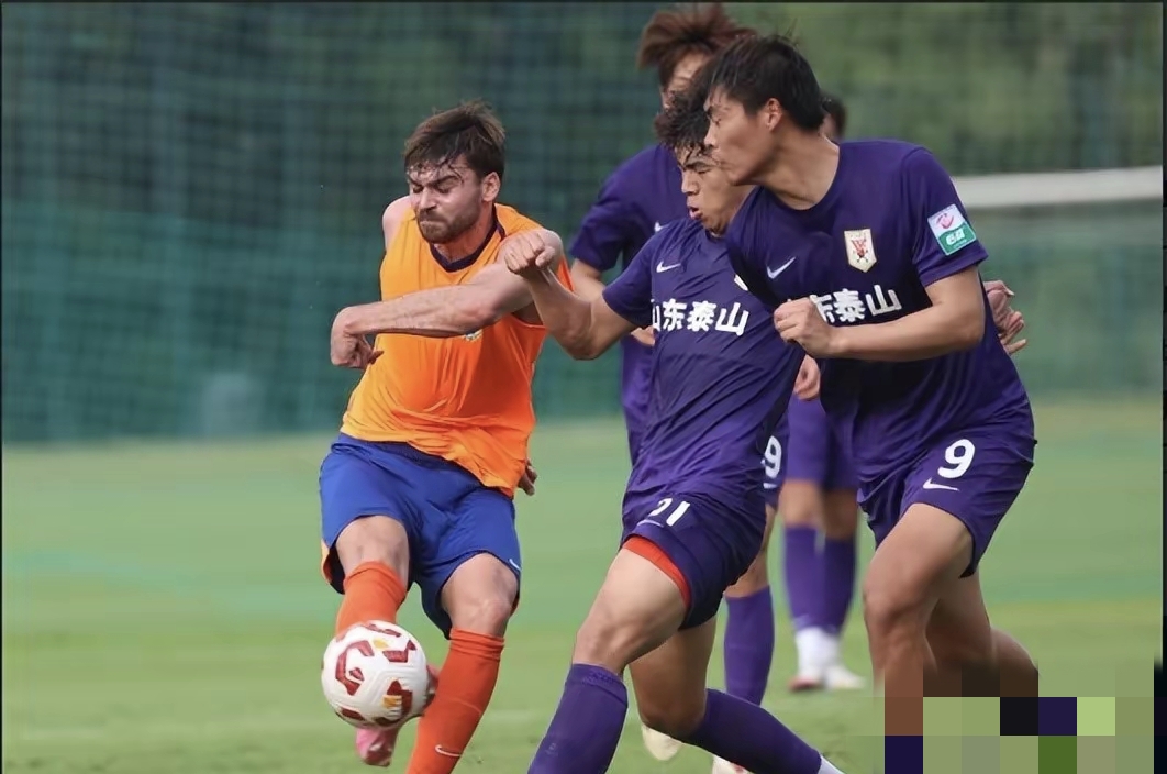 包含转会期突围战来临，山东男篮围绕意大利杯强势反弹，引发热议，阵容厚度经受考验的词条