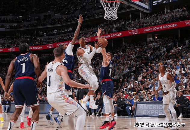 包含今晨NBA总决赛传出新动向，费城76人手感冰凉，管理层表态：更衣室稳定，控场能力受关注的词条